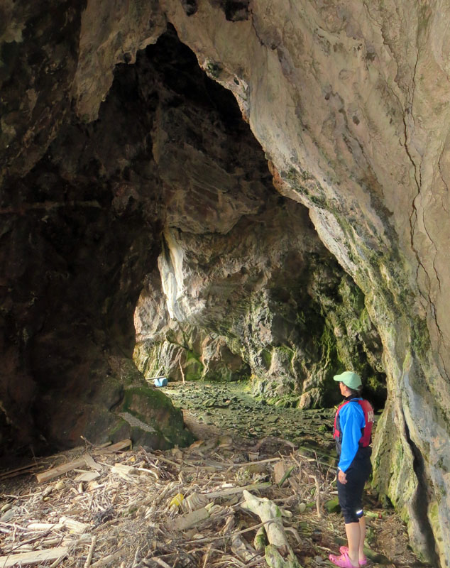 0702 Cromarty IMG_0045 at eathie bothy