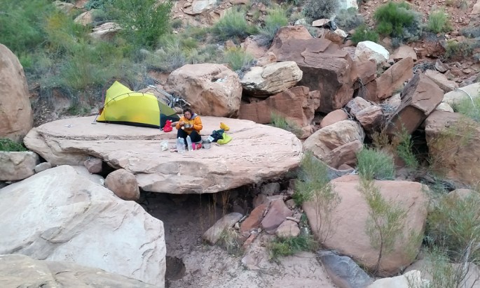 1013-East-slickhorn-camp-1-20171013_063604